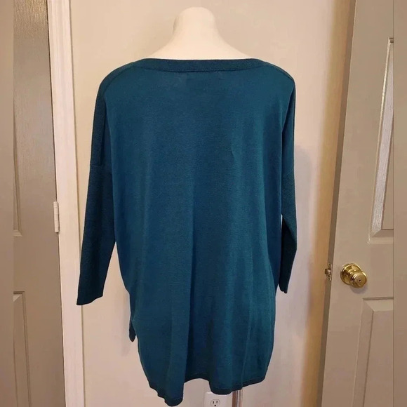 Lilly Pulitzer Cobo Front Pockets Teal Oversized Boatneck Sweater(S) - Picture 6 of 10